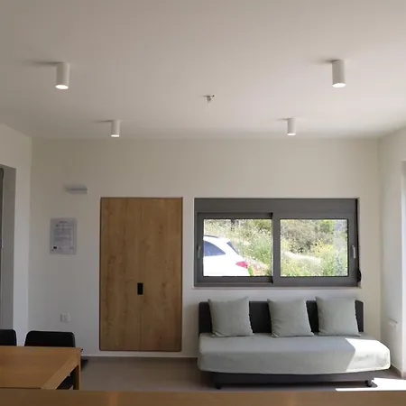 Holiday home Enelia Vatopedi